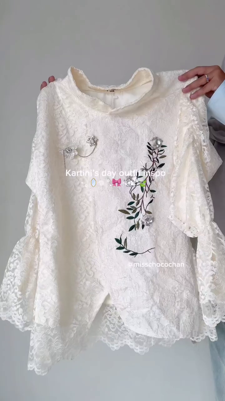 New Ivory Blossom Embroidered Lace Top